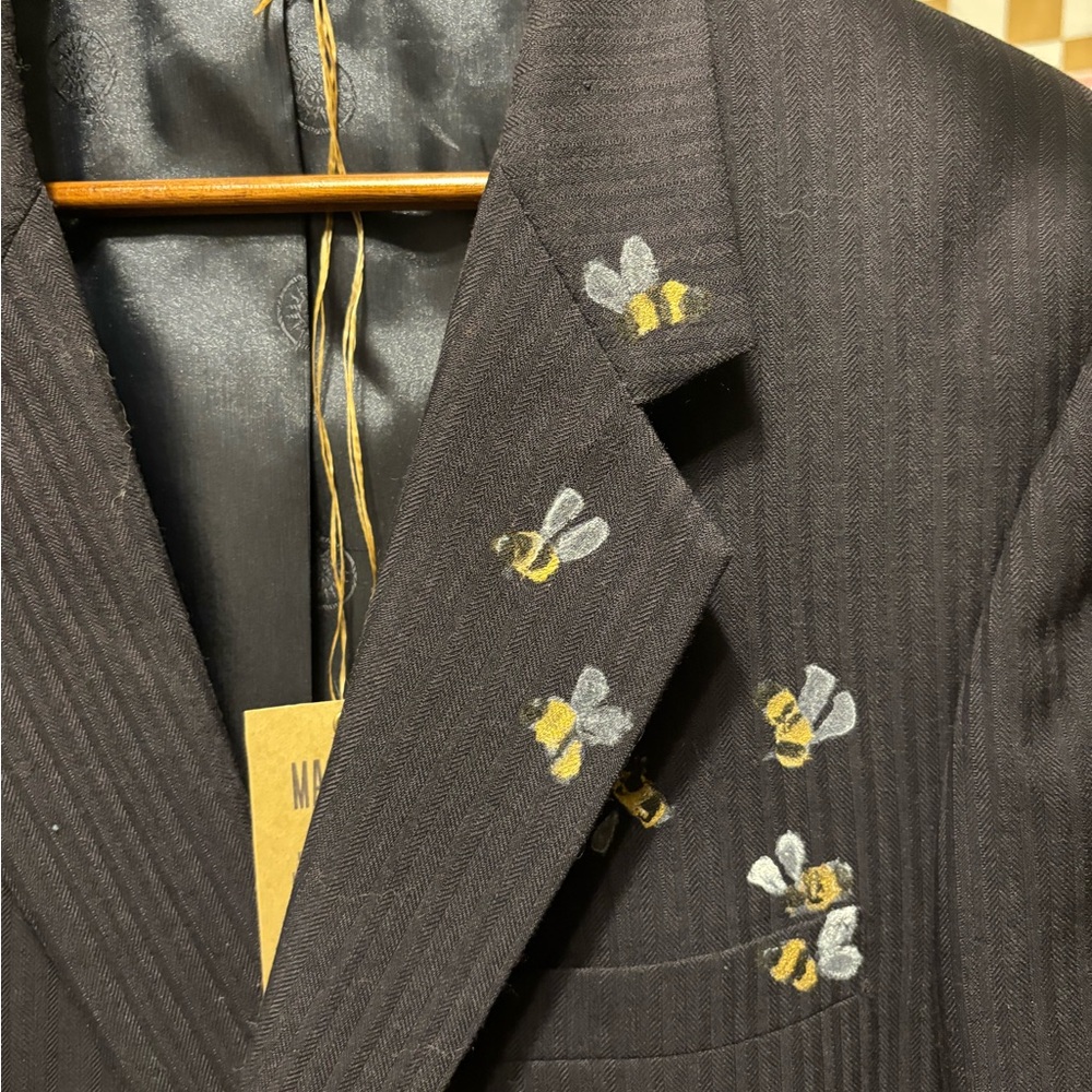 Nicki Blazer with Hamsa and Loving Bee- redesigned and upcycled - Picture 5 of 5